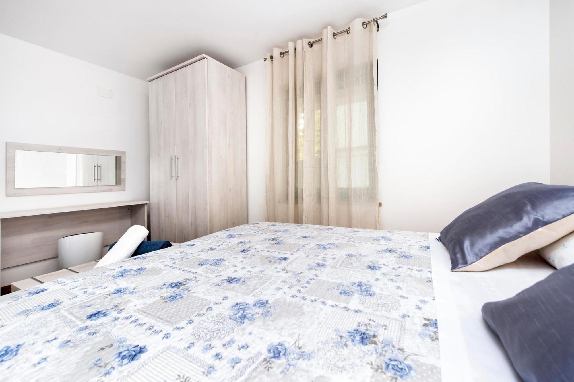 Apartments Katarina 로비니 객실 사진
